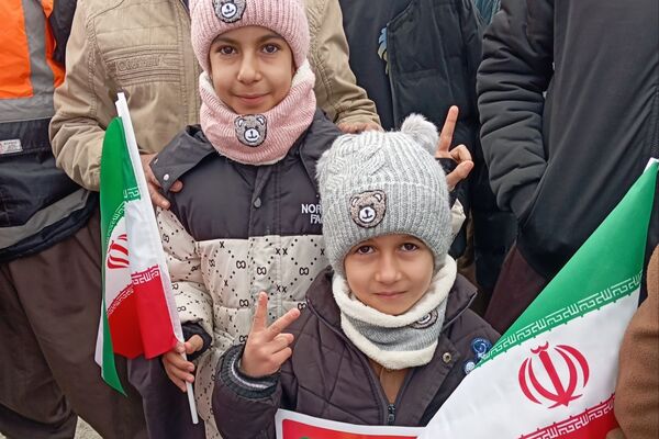 راهپیمایی یوم‌الله ۲۲بهمن با حضور گسترده مردم و نهادها در بانه
