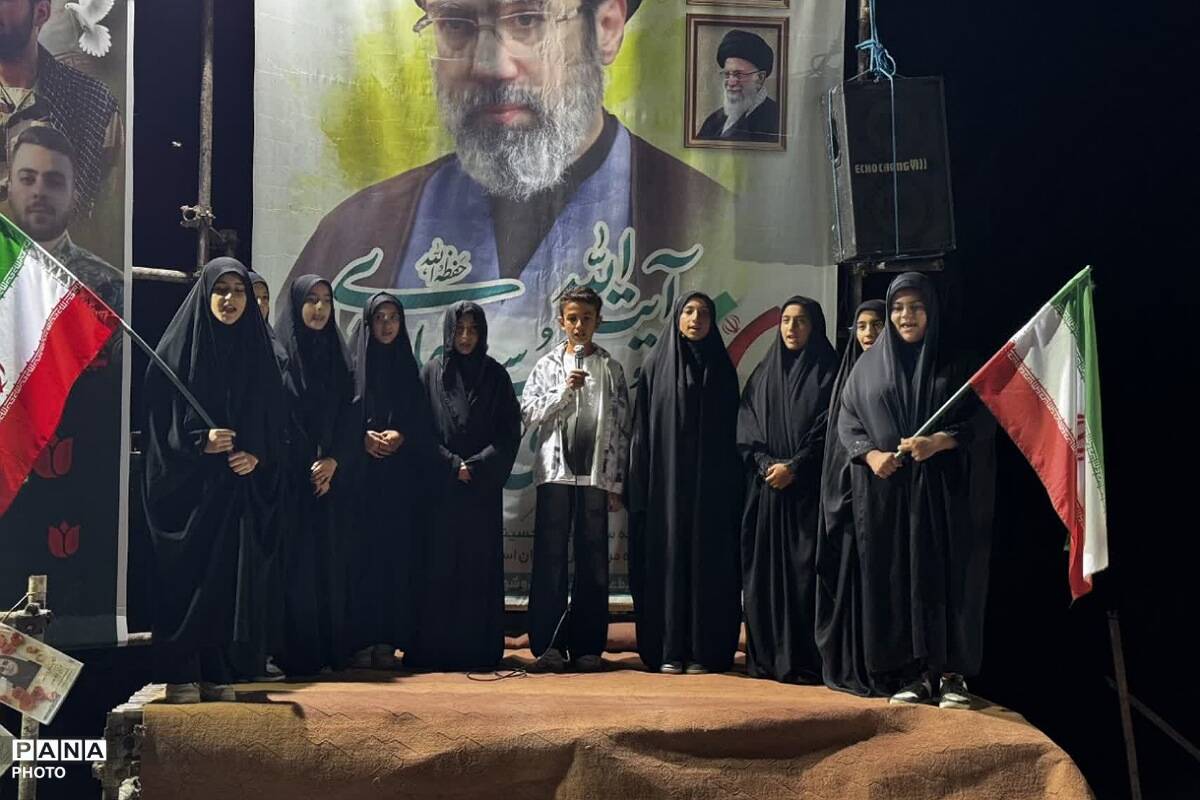تجدید بیعت پرشور مردم فیروزکوه با رهبری معظم انقلاب