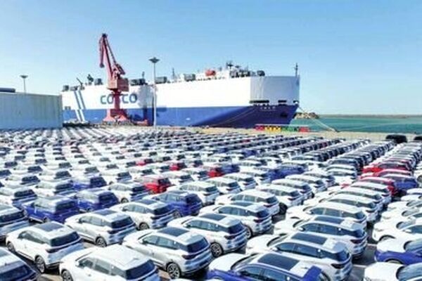 ممنوعیت پیش‌فروش خودروهای وارداتی در مناطق آزاد