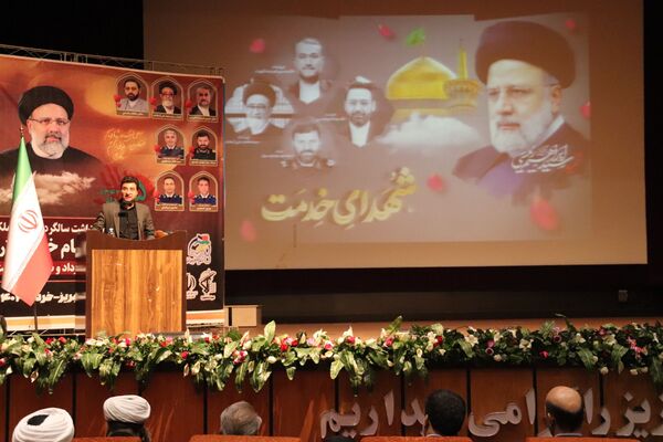 مراسم گرامیداشت سالگرد رحلت امام خمینی(ره) با حضور فرهنگیان تبریز