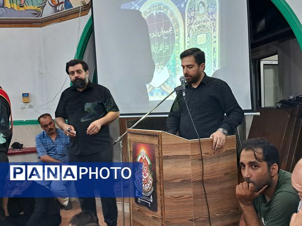 محفل انس با قرآن کریم در زورخانه باب‌الحوائج قائمشهر