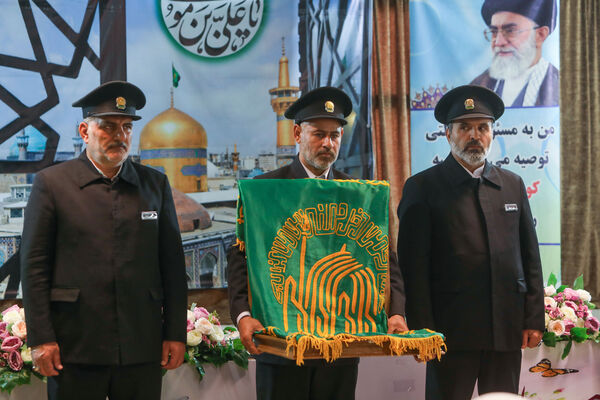حضور تولیت آستان قدس رضوی در جمع دانش‌آموزان با آسیب بینایی مشهد
