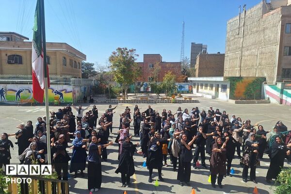هم‌صدایی خانه و مدرسه برای ساختن آینده‌ای روشن