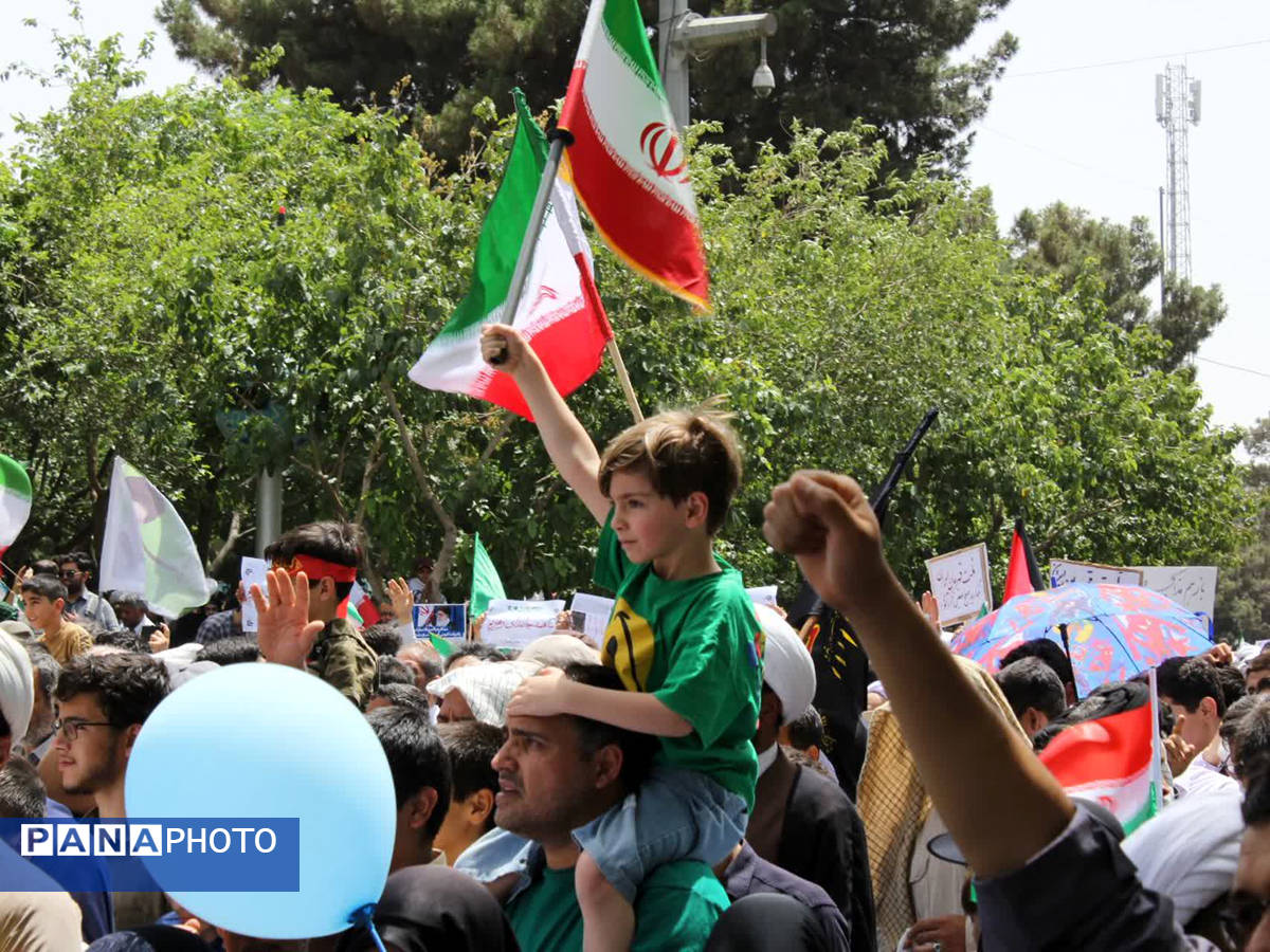 راهپیمای جمعه خشم و نصر در قم