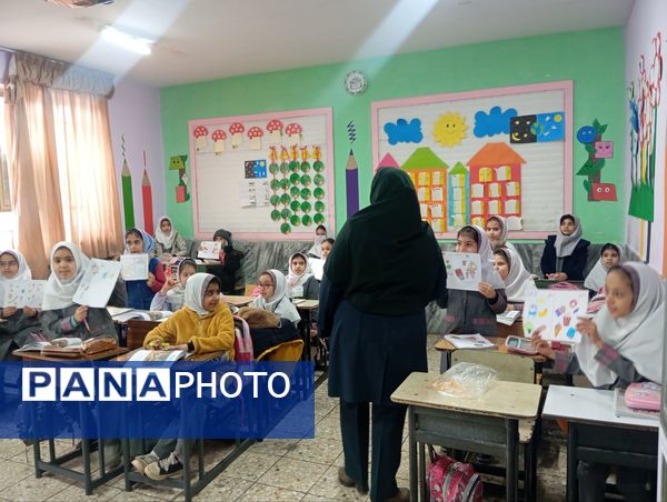 صبحانه سلامت با تم پرچم در دبستان نرجس 