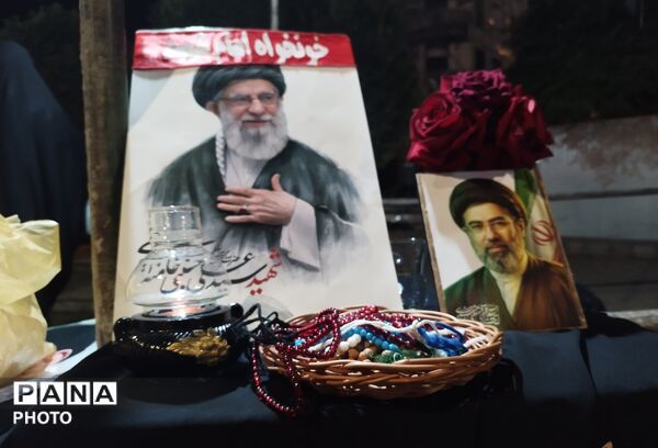 چایخانه شهید سبحانی فر در  میدان آزادی شهرستان نیشابور 