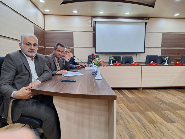 جلسه قرار گاه جهادی آموزش و پرورش استان اصفهان