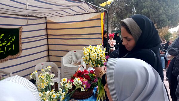 روز مادر، تجلی عشق الهی در سیمای حضرت زهرا(س)