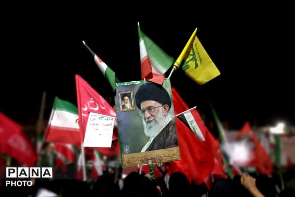 همنشینی اشک و حماسه در میدان شهدای باقرشهر