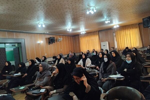 برگزاری کارگاه توانمند‌سازی و ارتقا سواد سلامت مربیان در آموزش و پرورش ناحیه یک شهرری