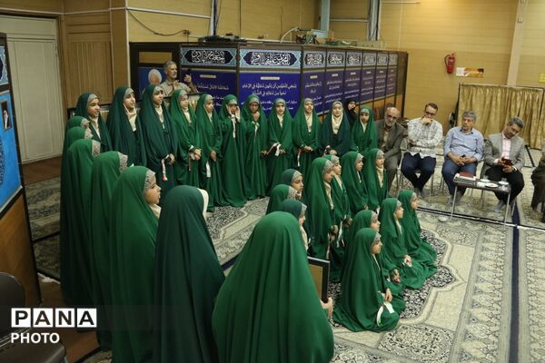 دیدار مدیرکل آموزش‌وپرورش یزد با نماینده ولی‌فقیه