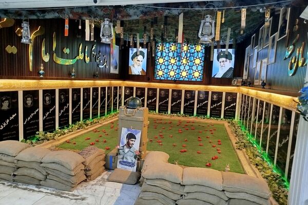 مراسم ارتحال امام خمینی (ره) در اداره آموزش و پرورش ناحیه دو شهرری 