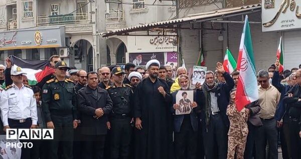  کودکان و دانش‌آموزان لارستانی در راهپیمایی روز قدس