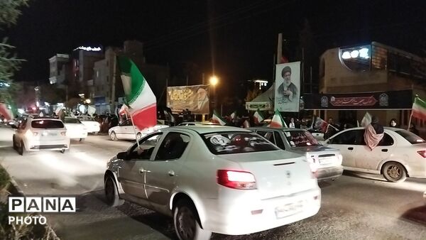 آخرین رژه ماشینی سال ۱۴۰۴ در خیابان بلوار فضل نیشابور