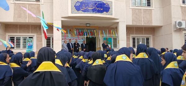 مدیرکل آموزش و پرورش گلستان در جمع دانش‌آموزان گالیکش
