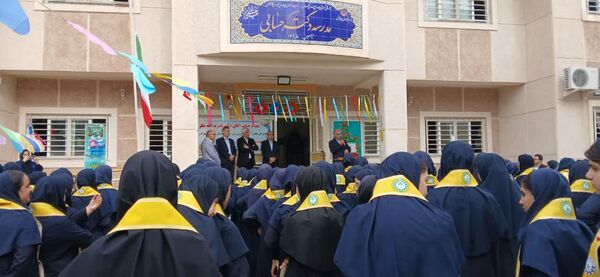 مدیرکل آموزش و پرورش گلستان در جمع دانش‌آموزان گالیکش