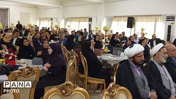همایش گرامیداشت مقام معلم در نوشهر 