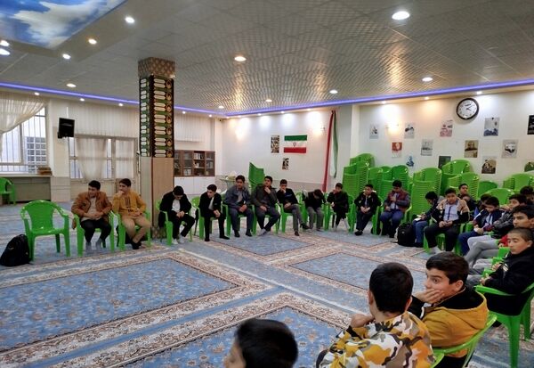  جلسه هم اندیشی برگزاری مدرسه انقلاب  در انجمن اسلامی کاشمر