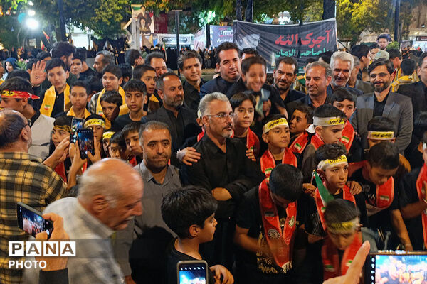 اجرای سرود «رهبر شهیدم» با مشارکت چهار تشکل دانش‌آموزی در بجنورد
