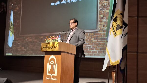 تجلیل از مقام شامخ معلم در دامغان
