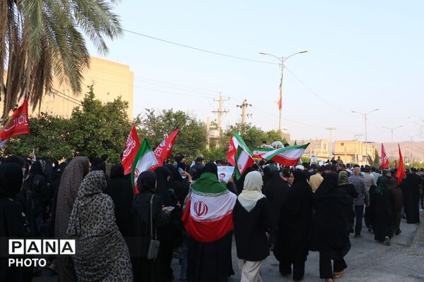 بار دیگر قلب ایران داغدار شد؛ آیین تشییع در حاجی‌آباد
