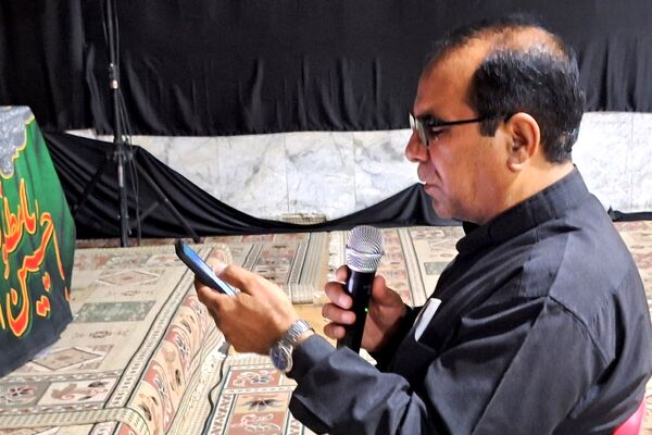 عزاداری سالار شهیدان شب سوم محرم در دبیرستان شهید دستغیب ناحیه۳ شیراز 
