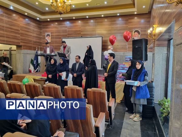 آیین اختتامیه دهمین دوره جشنواره نوجوان خوارزمی در طرقبه شاندیز