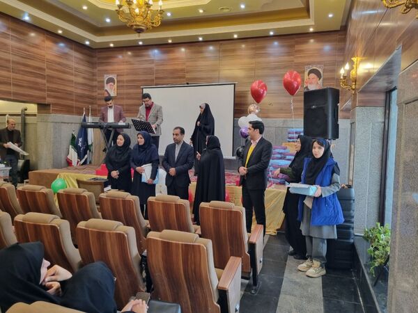آیین اختتامیه دهمین دوره جشنواره نوجوان خوارزمی در طرقبه شاندیز