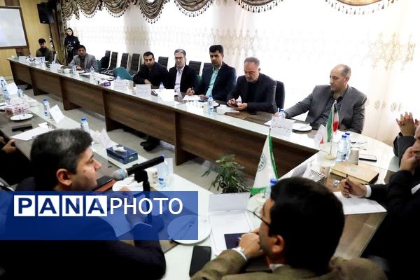 جلسه شورای برنامه‌ریزی سازمان دانش‌آموزی آذربایجان شرقی