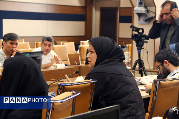 نشست خبری بیست و دومین رویداد فرهنگی «عطر سیب»