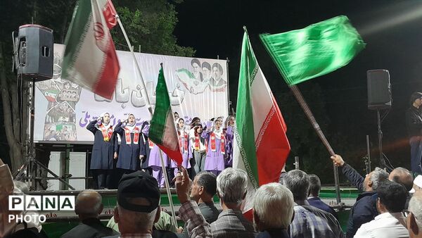 نظرآباد باری دیگر صحنه طوفان همبستگی مردم شد 