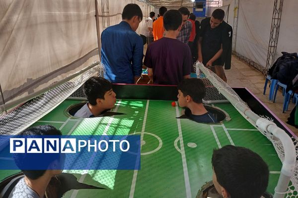 حضور دانش‌آموزان ناحیه 2 شهرری در اردوی باغ موزه دفاع مقدس و فرهنگسرای ولا