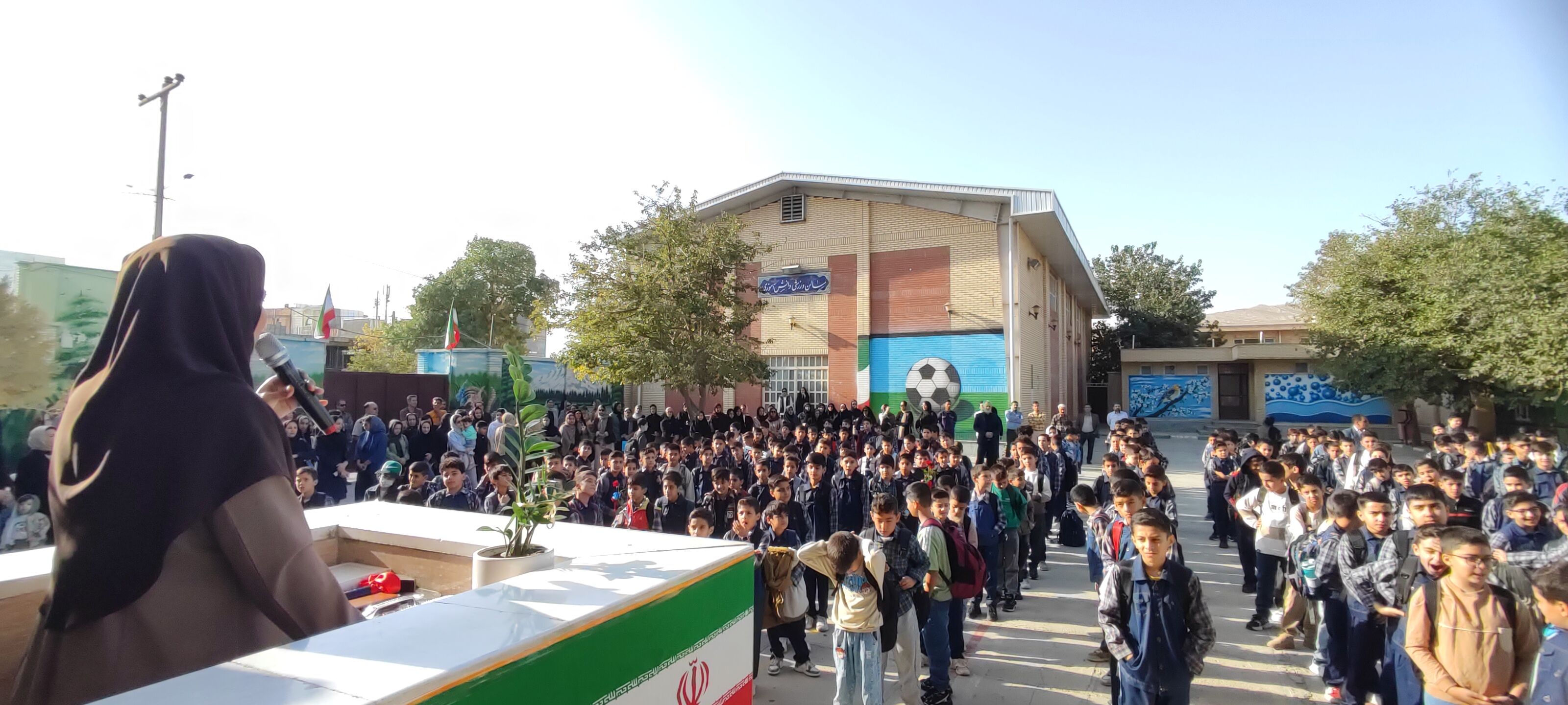 جشن آغاز سال تحصیلی جدید در مدرسه شهدای فرهنگی شهرستان شیروان
