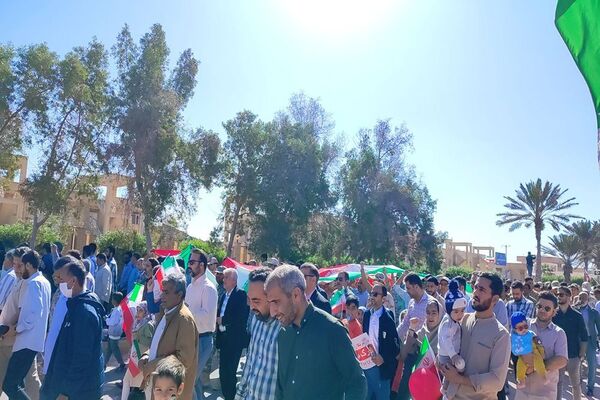 حضور  پرشور مردم بوموسی در راهپیمایی ۲۲بهمن 
