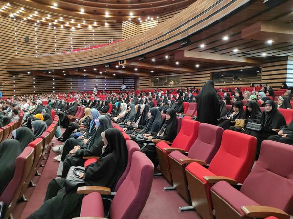 برگزاری مراسم اختتامیه  مسابقات قرآن،  عترت و نماز دانش آموزی شهر تهران