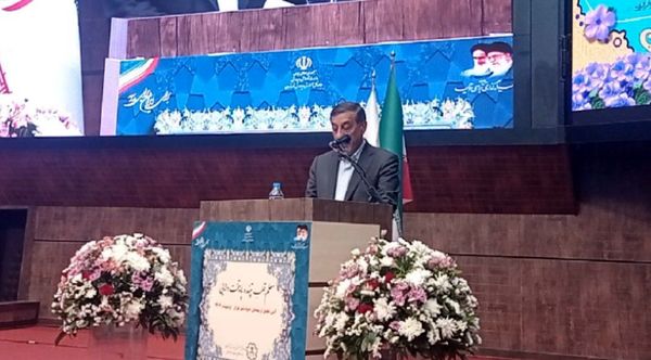 معلم قلب تپنده پایتخت دانایی