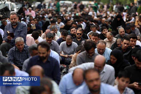 مراسم دعای عرفه در خیابان سعدی