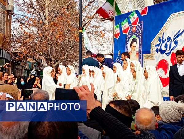 حماسه حضور مردم کاشمر در ۲۲ بهمن از قاب پانا