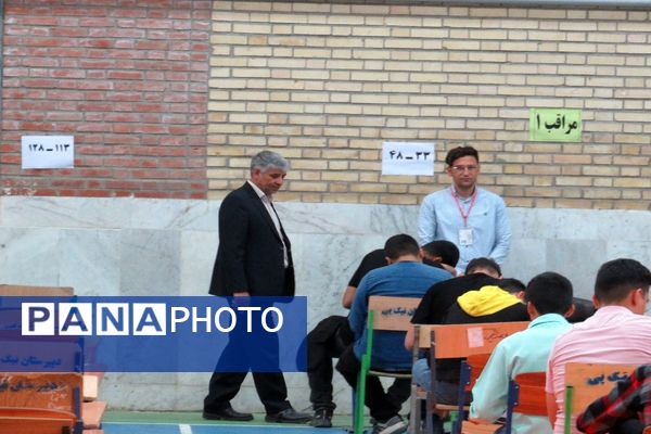 بازدید ستادی از حوزه‌های برگزاری امتحانات نهایی در شهرستان فاروج 