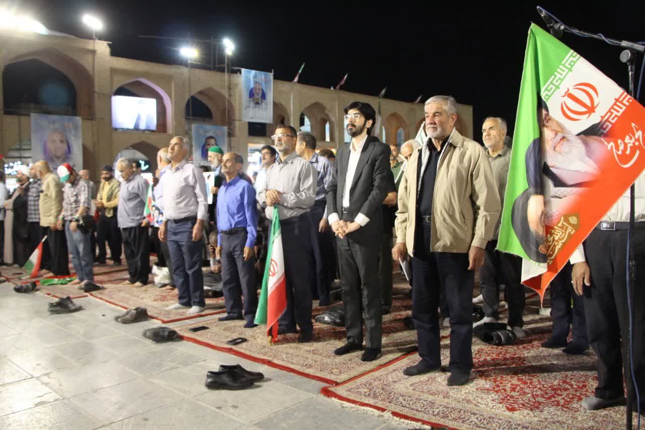 نمایش اقتدار و حمایت از رهبری در یزد