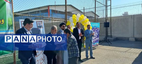 آیین افتتاح زمین چمن مصنوعی ورزشگاه مهر آموزش و پرورش فلاورجان