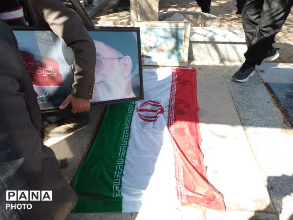 حضور دانش‌آموزان دبیرستان باهنر  در راهپیمایی روز هفتم شهادت رهبر انقلاب