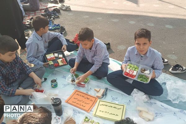 به وقت سلامتی؛ پیوند روز جهانی غذا و تخم‌مرغ در دبستان علامه طباطبایی (ره)