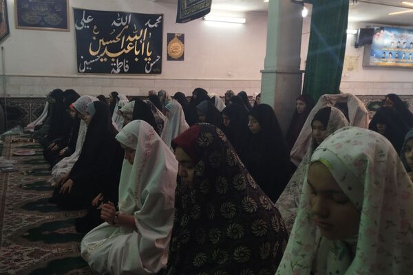 سه روز خلوت نوجوانانه با خدا در مسجد امام رضا (ع)