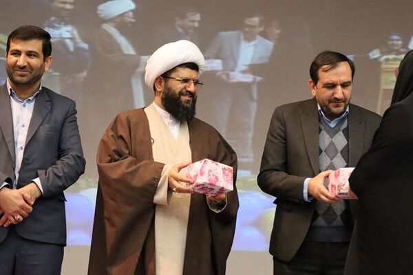 مراسم گرامیداشت هفته امور تربیتی در منطقه پاکدشت 