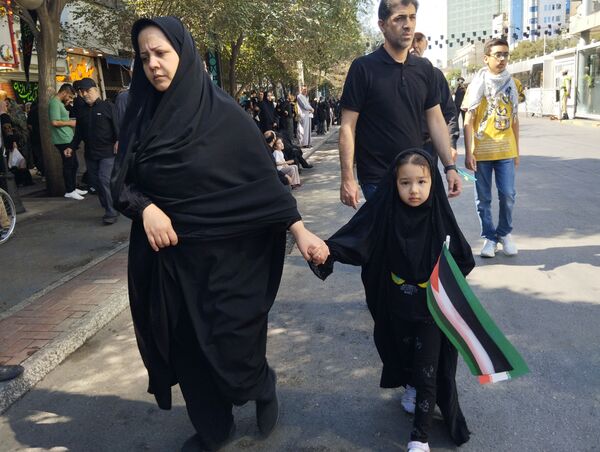 حضور جاماندگان اربعین حسینی در جوار امام مهربانی‌ها