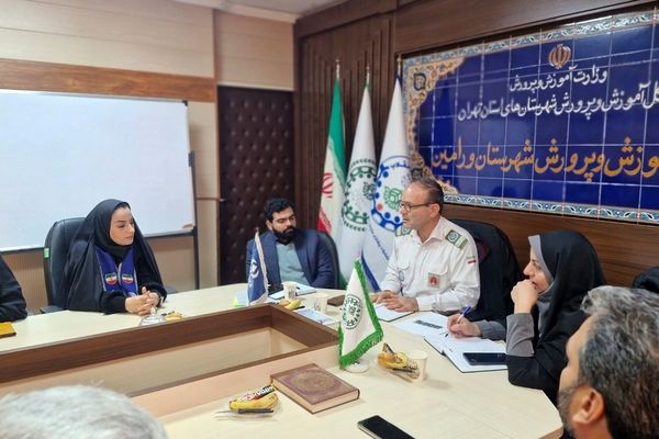 هم‌اندیشی قطبی سازمان دانش‌آموزی برای ارتقای فعالیت‌های تشکیلاتی