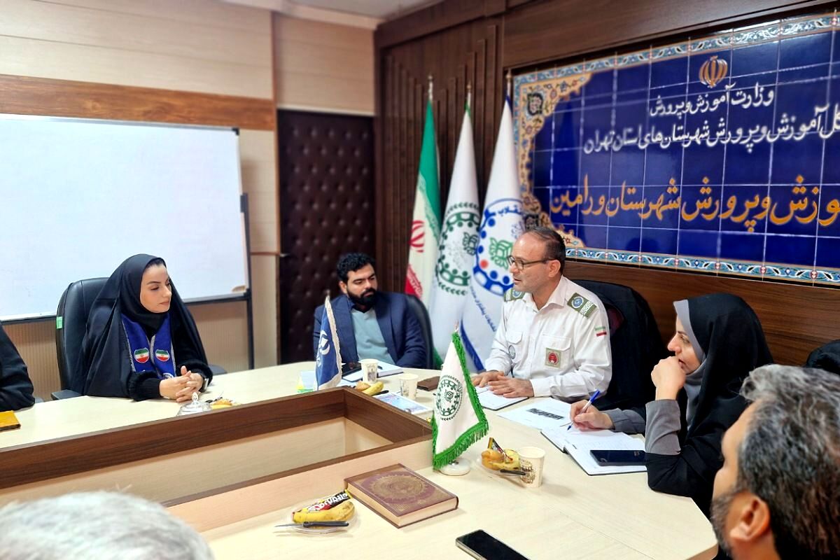 هم‌اندیشی قطبی سازمان دانش‌آموزی برای ارتقای فعالیت‌های تشکیلاتی