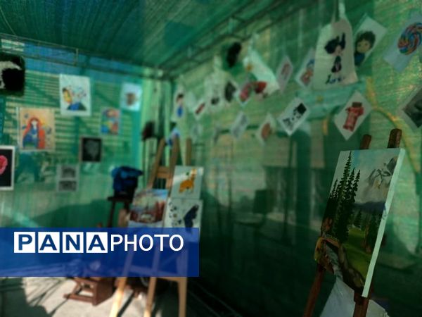 آئینه‌ای از مهر و همدلی در جشن عاطفه‌های دبیرستان پاکنژاد یزد