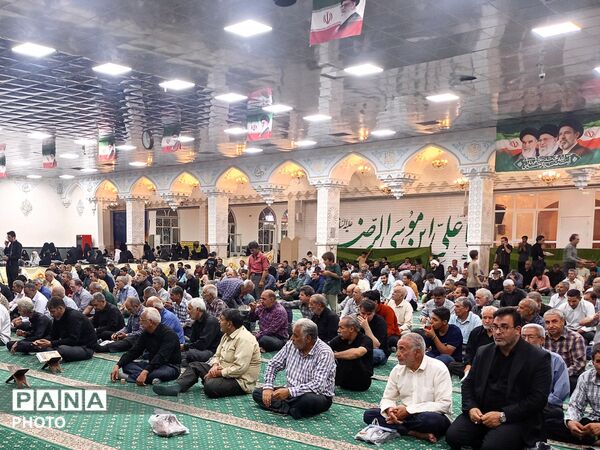 محفل اشک به یاد رهبر شهید انقلاب